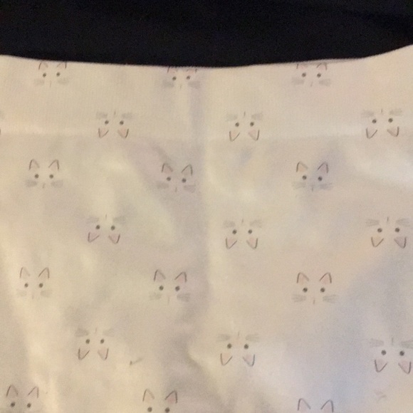 3-T Butterfly capris and leggings - Picture 3 of 8